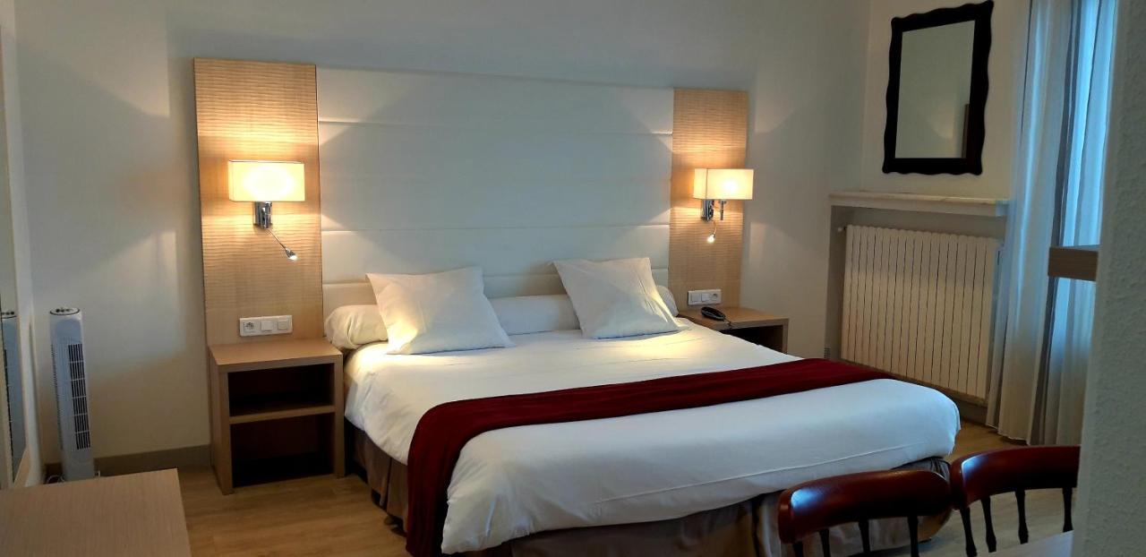 Hotel Uhainak Hendaye Exterior foto