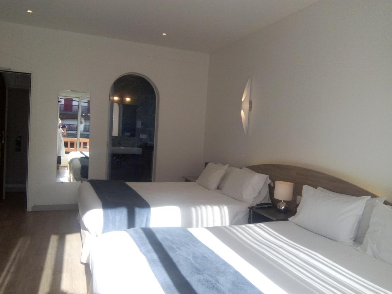 Hotel Uhainak Hendaye Exterior foto